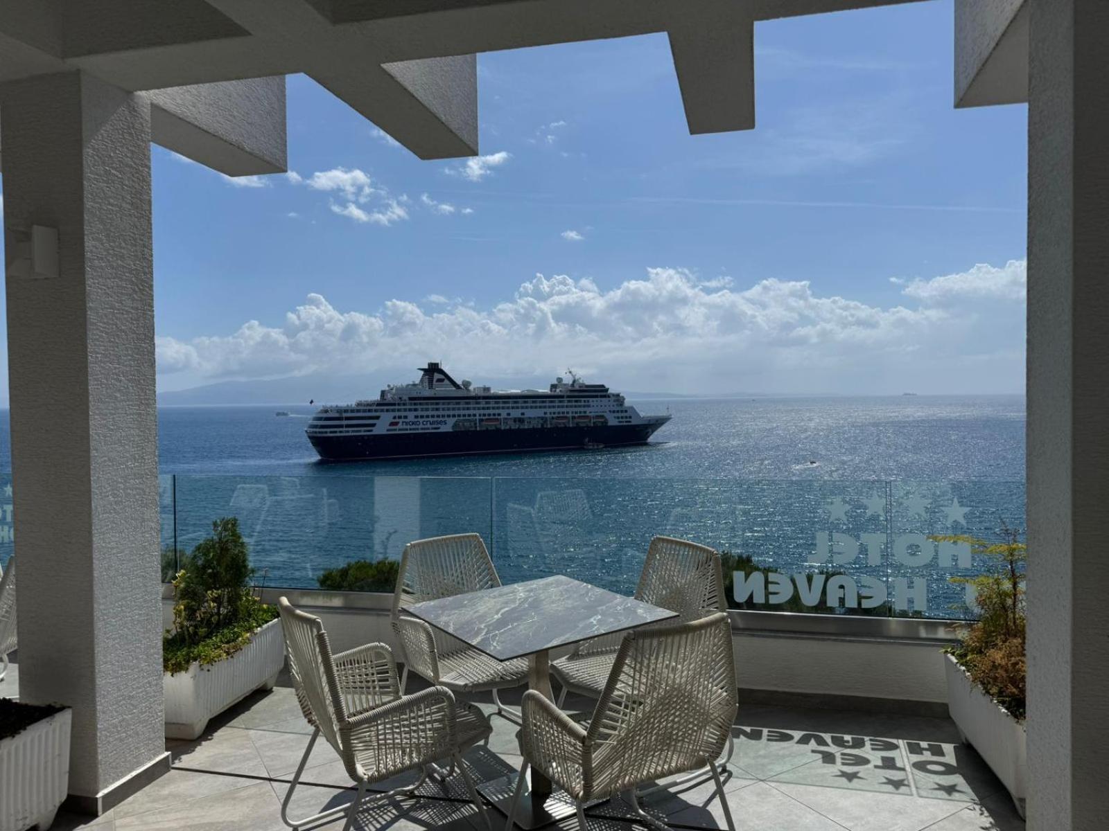 New Heaven Hotel Sarande Exterior photo